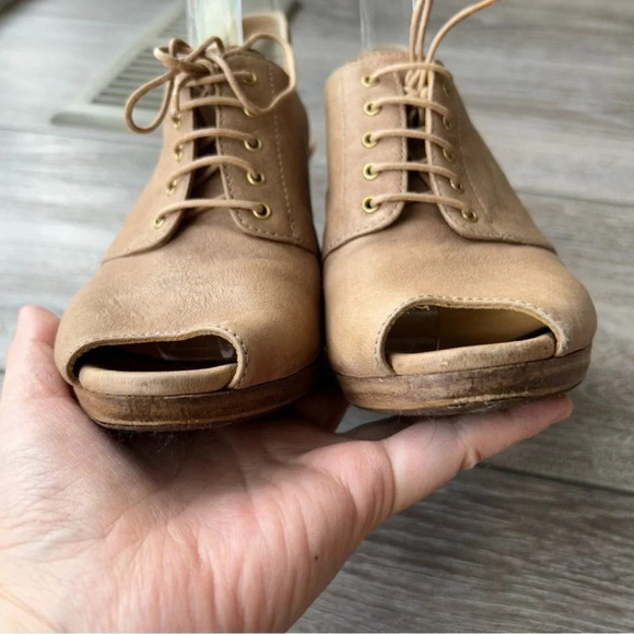 J Crew Peep Toe Lace Up  Tan Leather Slingback Wooden Heel Pumps - Picture 5 of 13